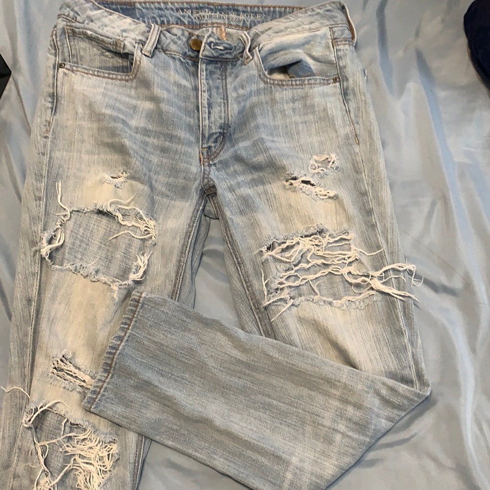 american eagle high waisted jeans